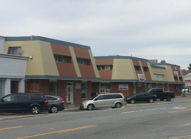Apartment building exterior in Huntsville, Ontario